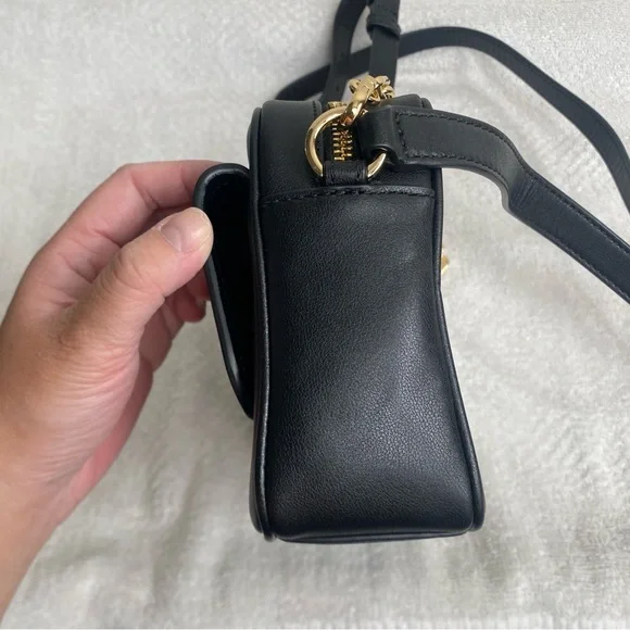 Michael Kors Women's Black Leather Gold Logo Parker Camera Crossbody Bag Classic - Picture 7 of 15